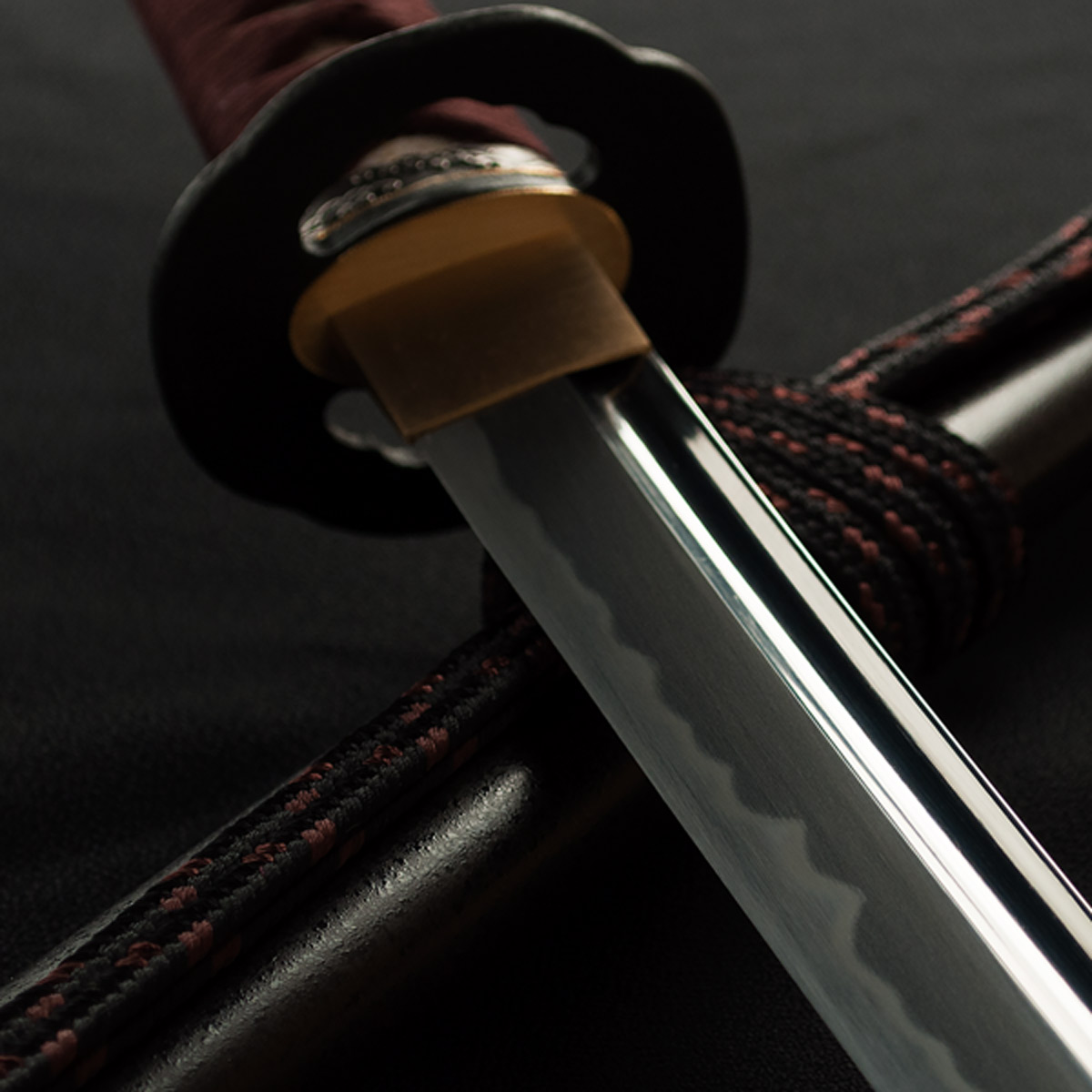 Wave Katana - T10 Tool Steel Samurai Sword - Kaneie Swords